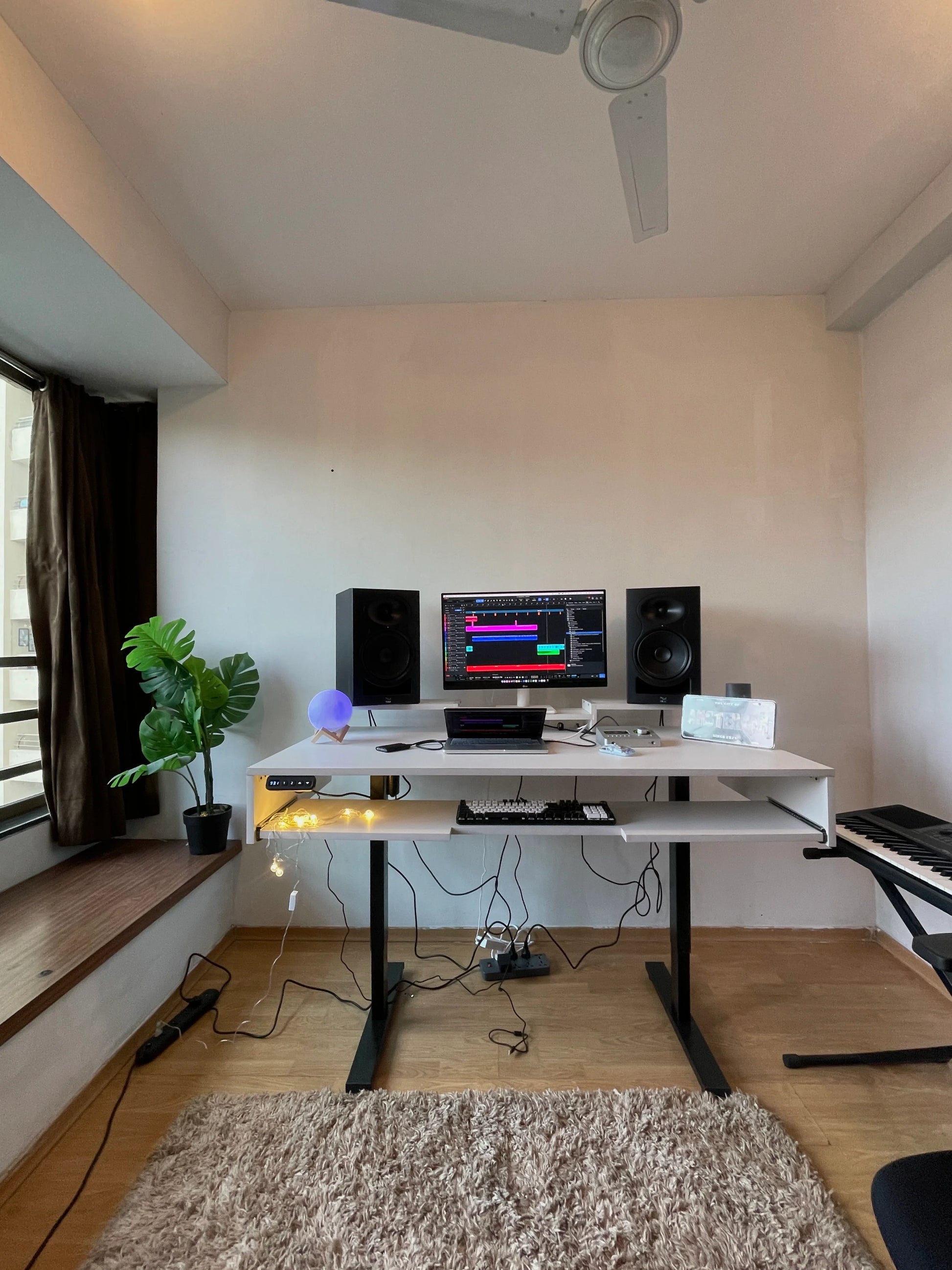 StudioPad Riser, Height Adjustable Music Production Desk